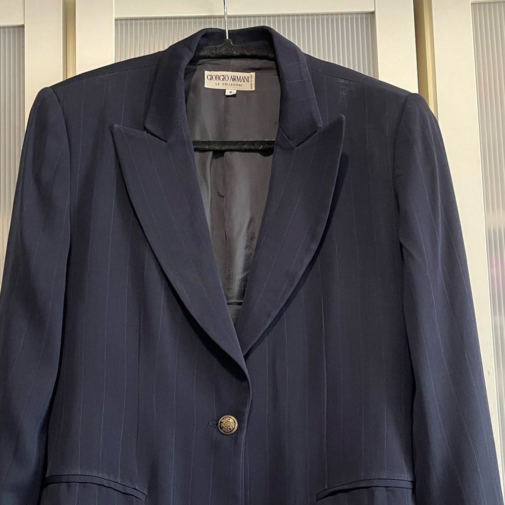 Giorgio Armani Italian Made Strips Navy Pinstripe Women's Blazer Size 4 - Picture 6 of 11